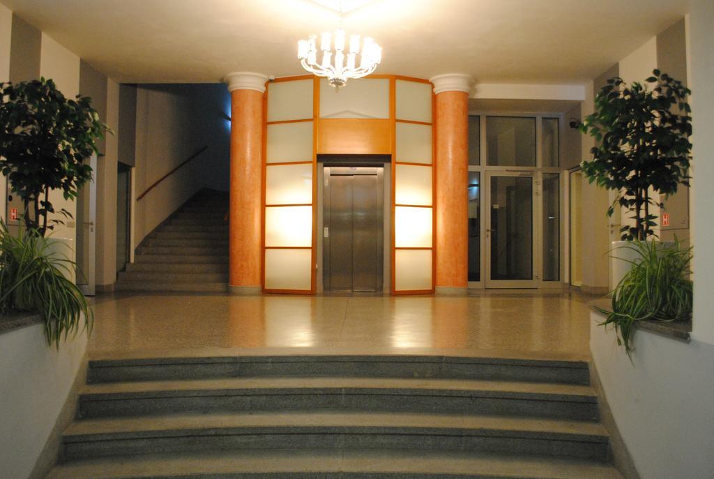 Apartment Centrum + Parking Оломоуц Экстерьер фото